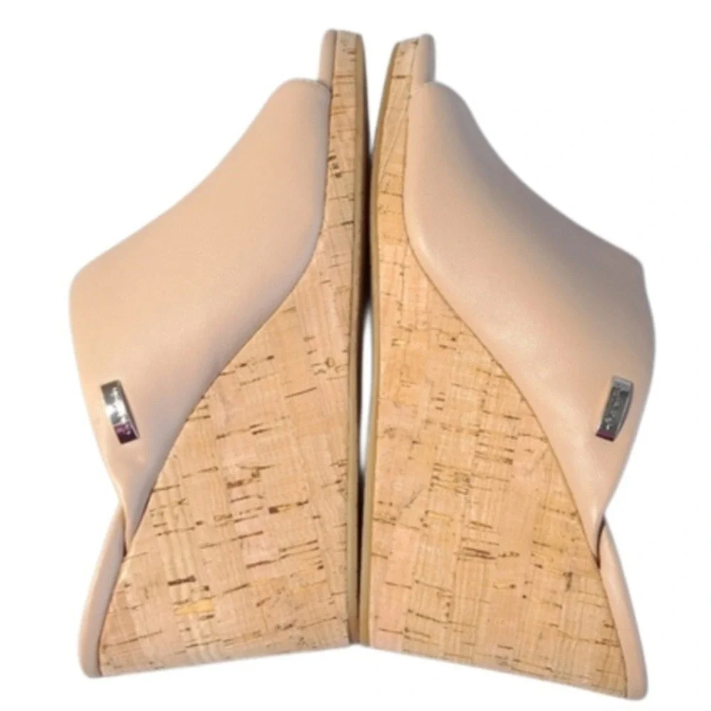 Calvin Klein Women's Size 8.5 Nude Wedge Slide Sandals Cork‎ Heel open Toe New